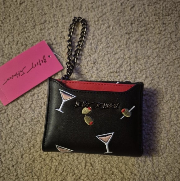 Betsey Johnson Handbags - Betsey Johnson Olive Martini Black & Red Valentine Wallet/Wristlet Chain NWT